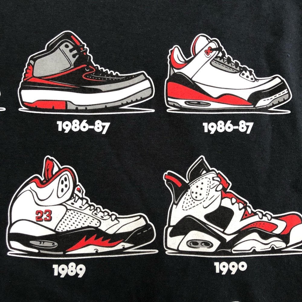 LAST ONE‼️NWOT RETRO KICKS T-SHIRT MENS SIZE M - Picture 4 of 6